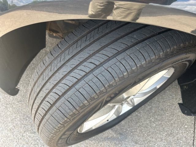Used 2019 Dodge Grand Caravan SXT FWD image 19