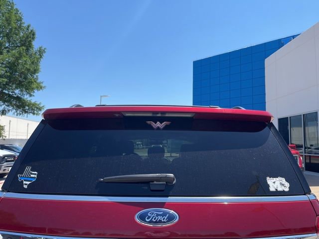 Used 2018 Ford Expedition XLT w/ Equipment Group 202A RWD image 8