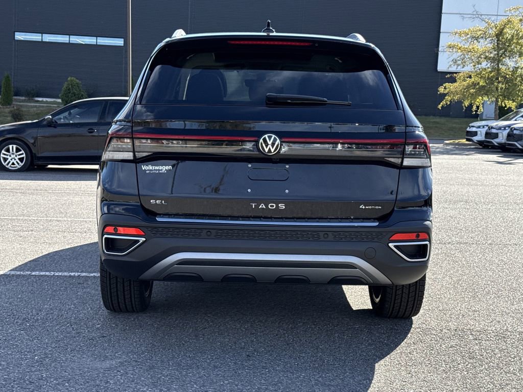 New 2026 Volkswagen Taos SEL image 4