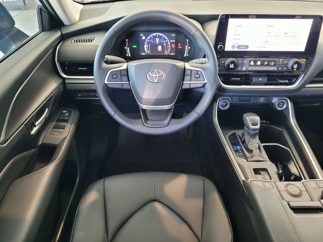 Used 2026 Toyota Grand Highlander AWD Hybrid image 16