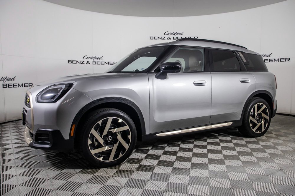 Used 2025 MINI Cooper Countryman SE image 5