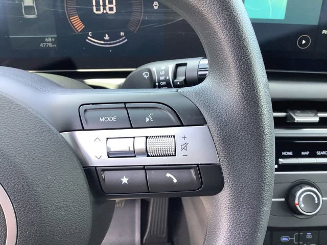 Certified 2025 Hyundai Santa Cruz SE FWD image 27