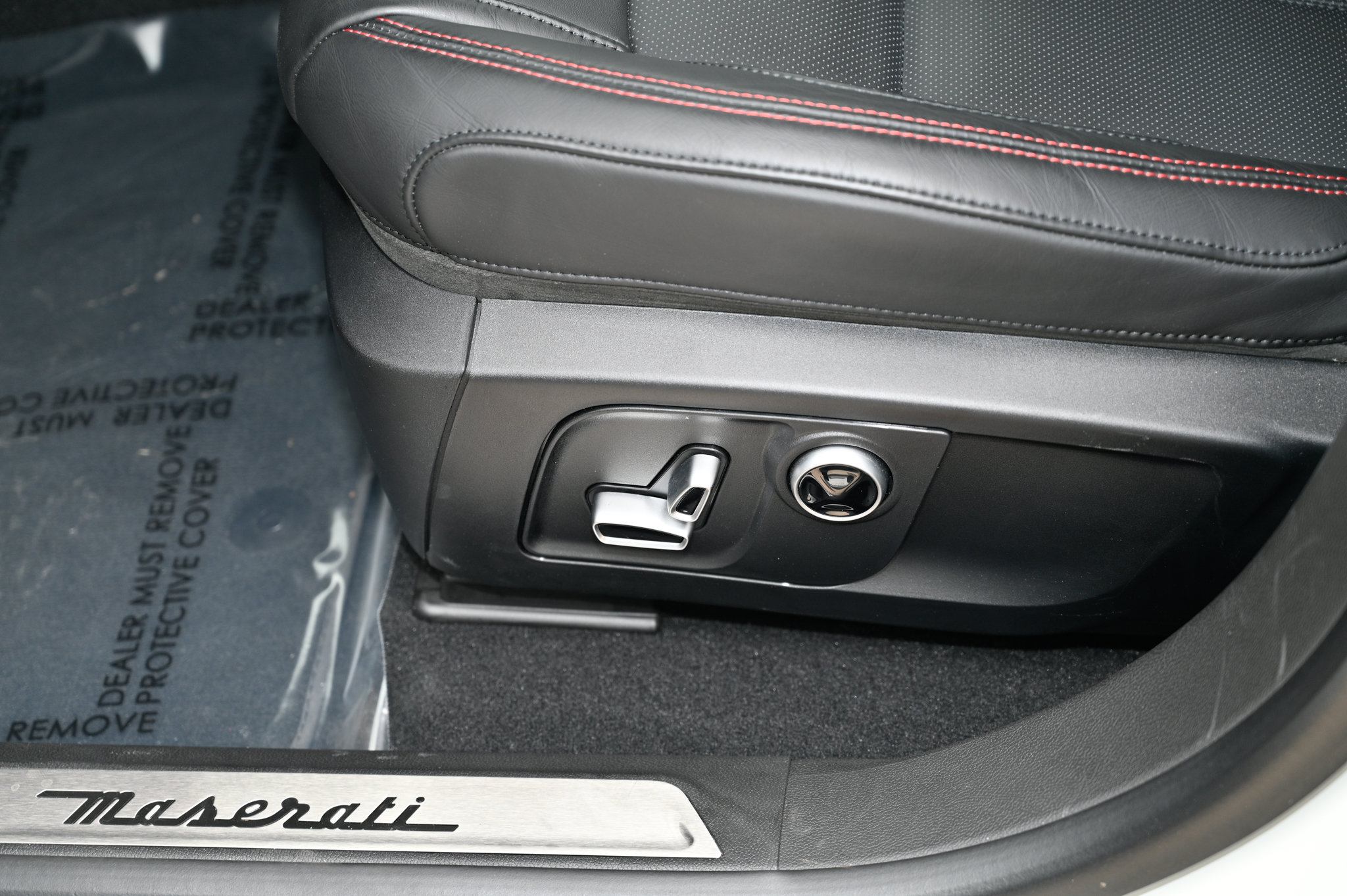 Used 2024 Maserati Levante Modena Ultima AWD/4WD image 22