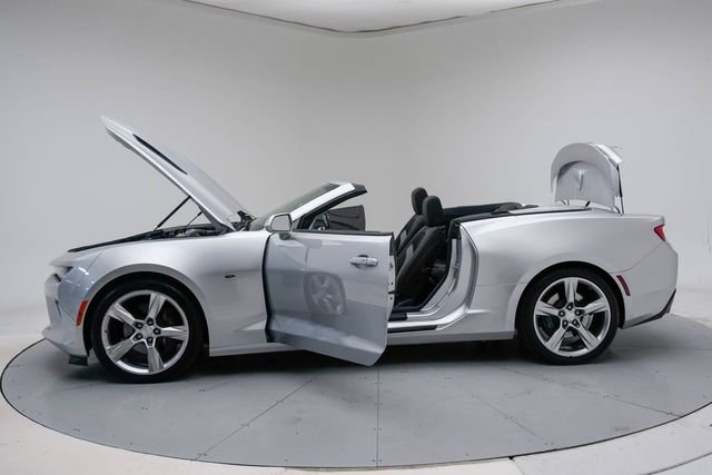 Used 2017 Chevrolet Camaro SS RWD image 18