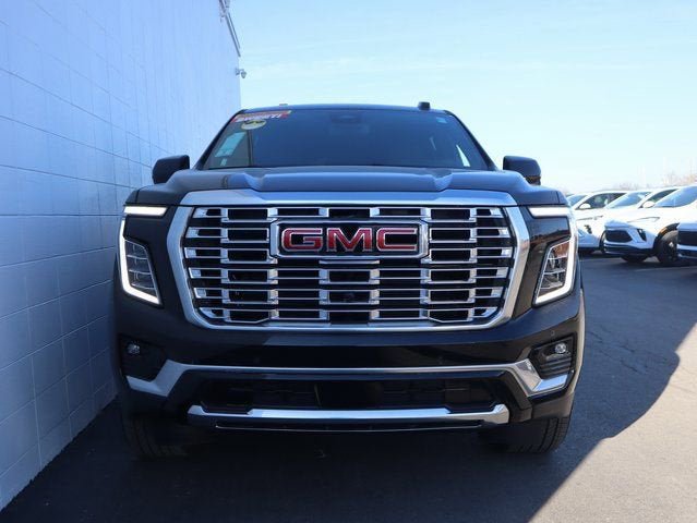New 2026 GMC Yukon XL Denali w/ Sun & Power Step Package AWD/4WD image 2
