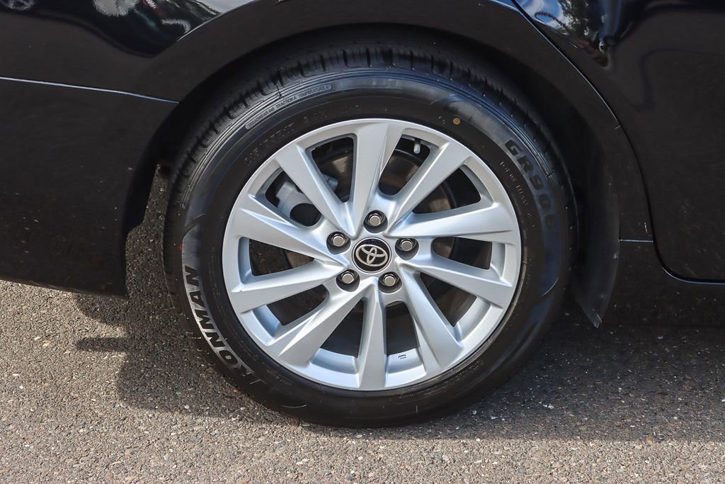 Used 2023 Toyota Camry LE image 15