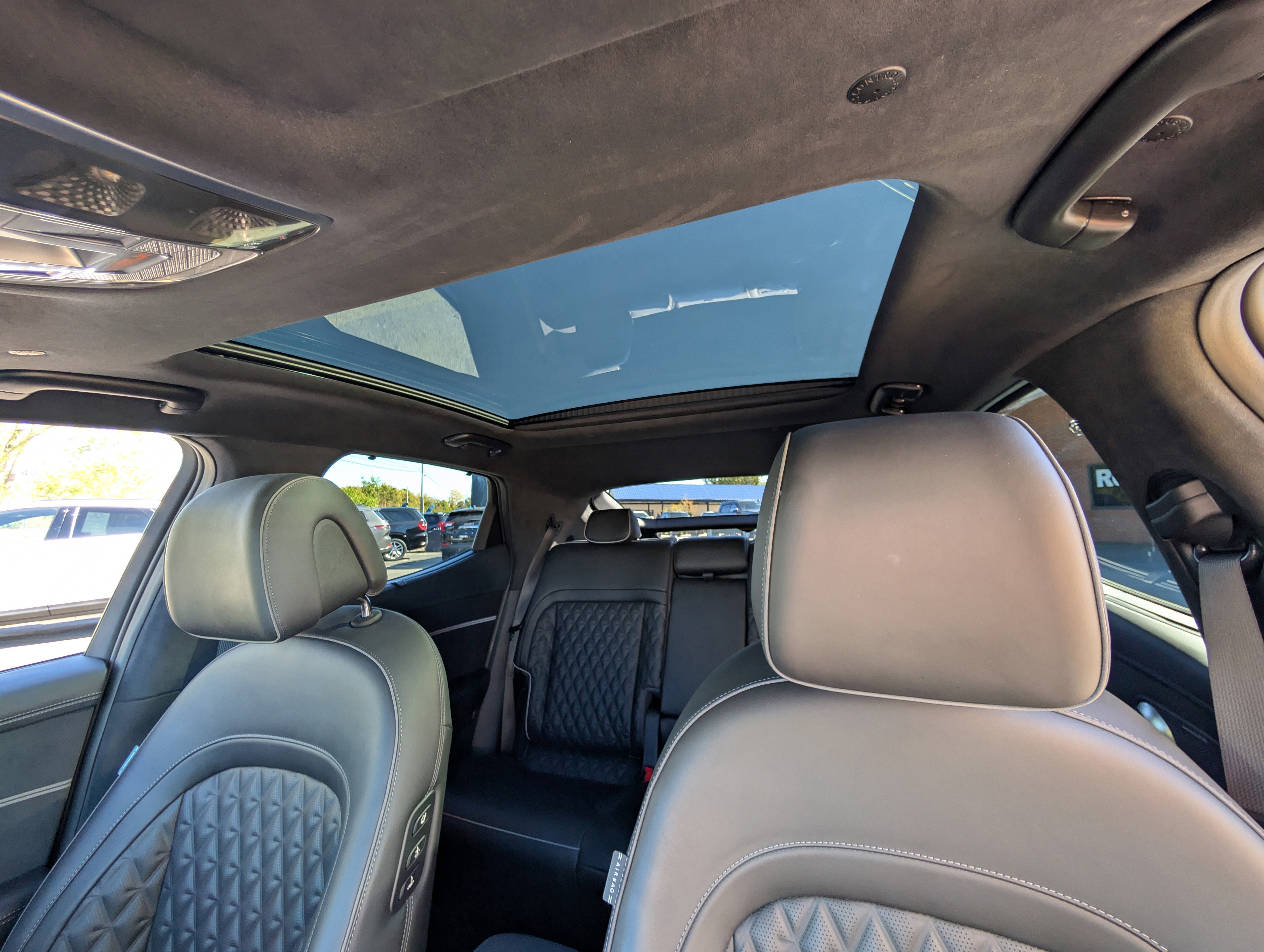 Used 2023 Genesis GV60 Performance image 6