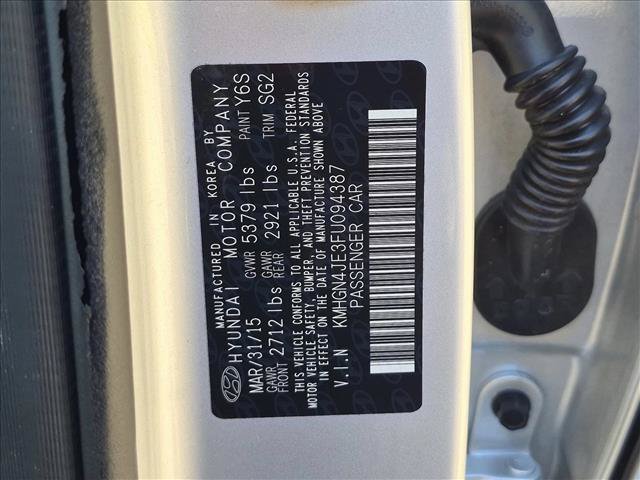 Used 2015 Hyundai Genesis 3.8 w/ Option Group 03 RWD image 29