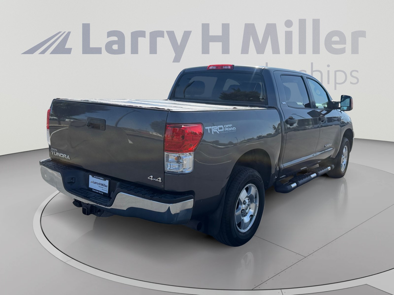 Used 2012 Toyota Tundra 4x4 CrewMax w/ TRD Off-Road Pkg image 5
