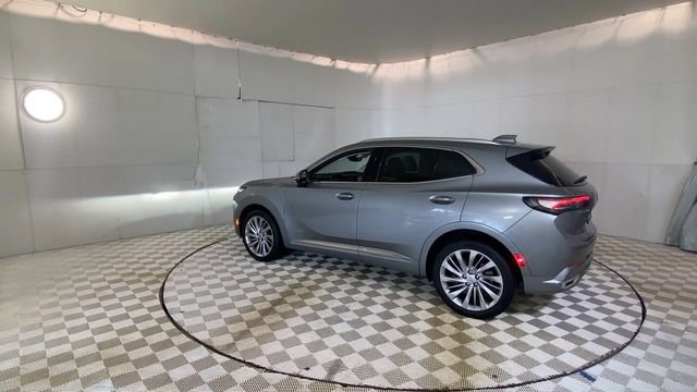 Used 2025 Buick Envision Avenir AWD/4WD image 6