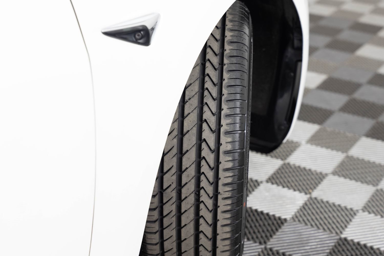 Used 2019 Tesla Model 3 Long Range RWD image 41