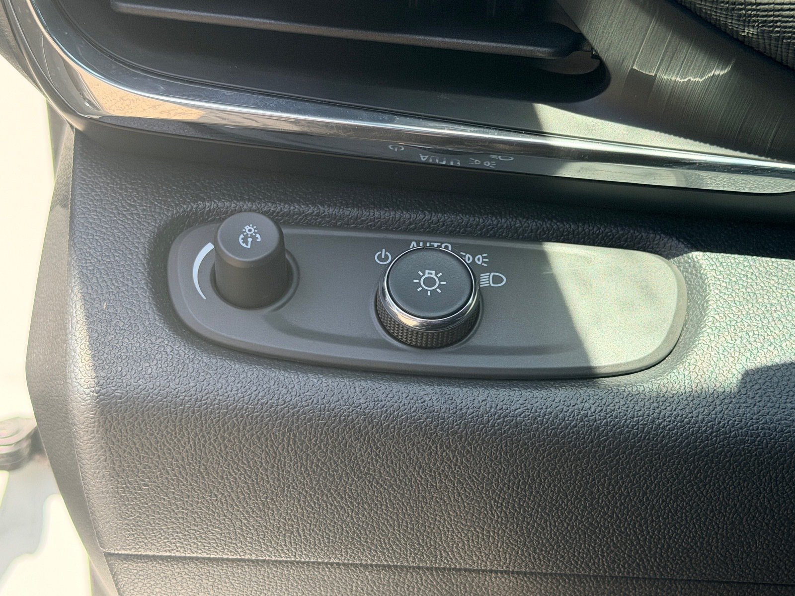 Used 2026 Buick Envista Sport Touring w/ Convenience I Package FWD image 16