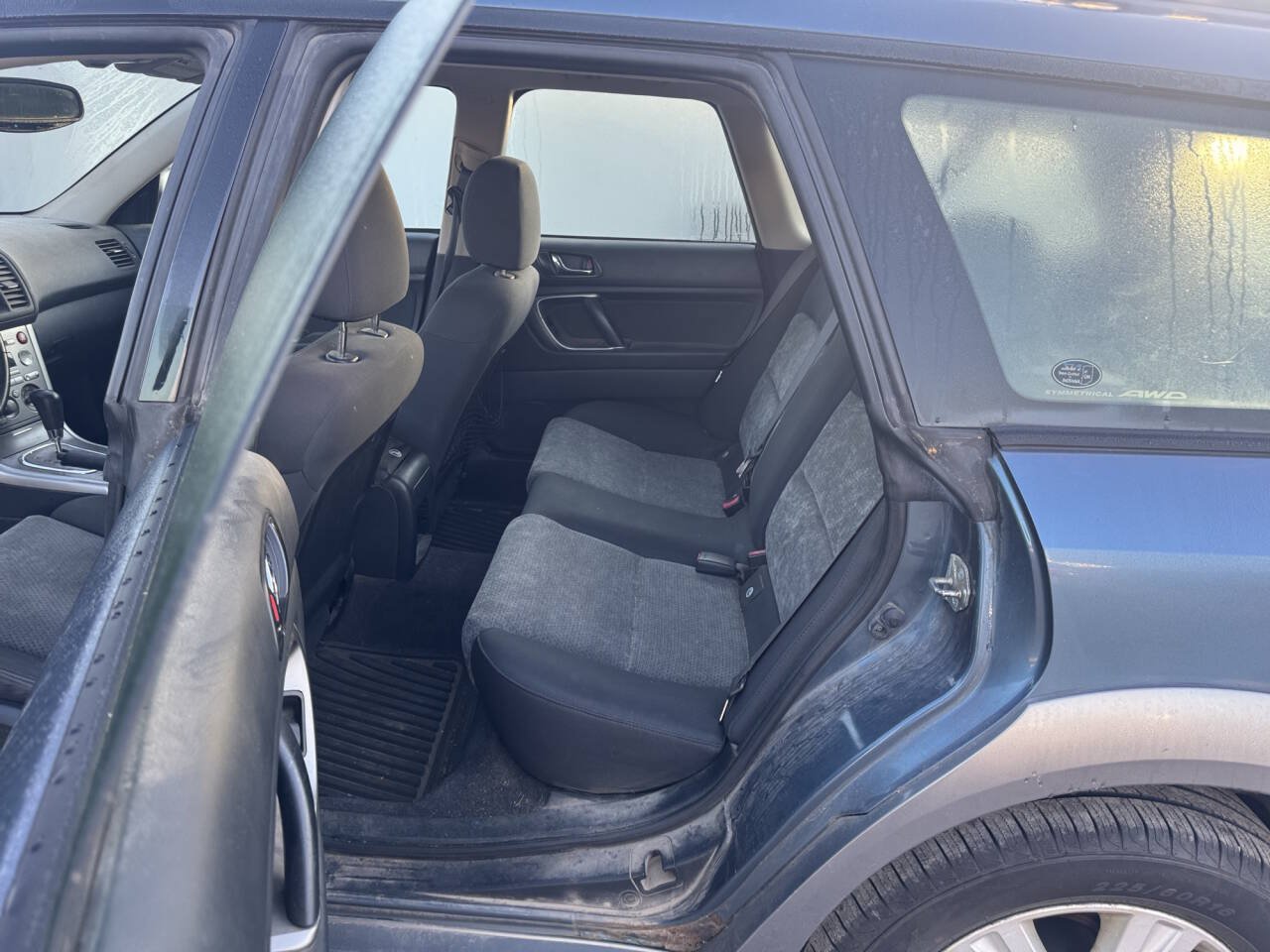Used 2005 Subaru Outback 2.5i AWD/4WD image 21