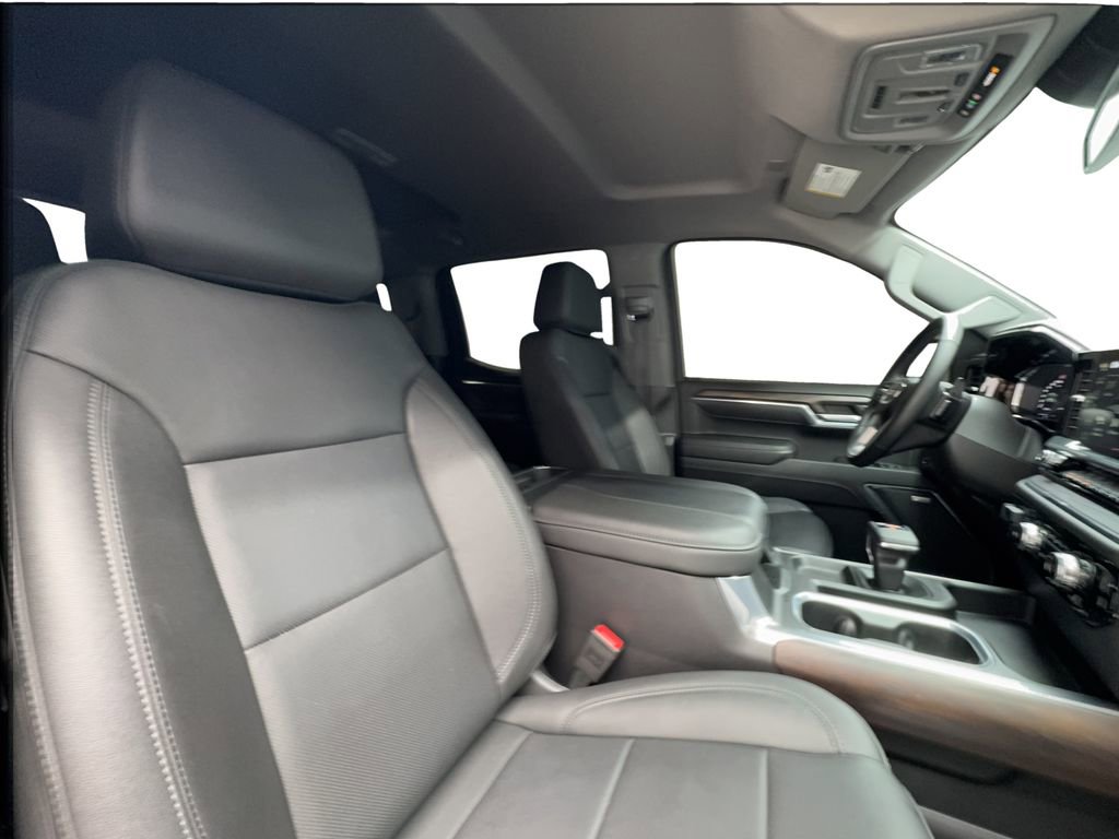 Used 2024 GMC Sierra 1500 SLT AWD/4WD image 31