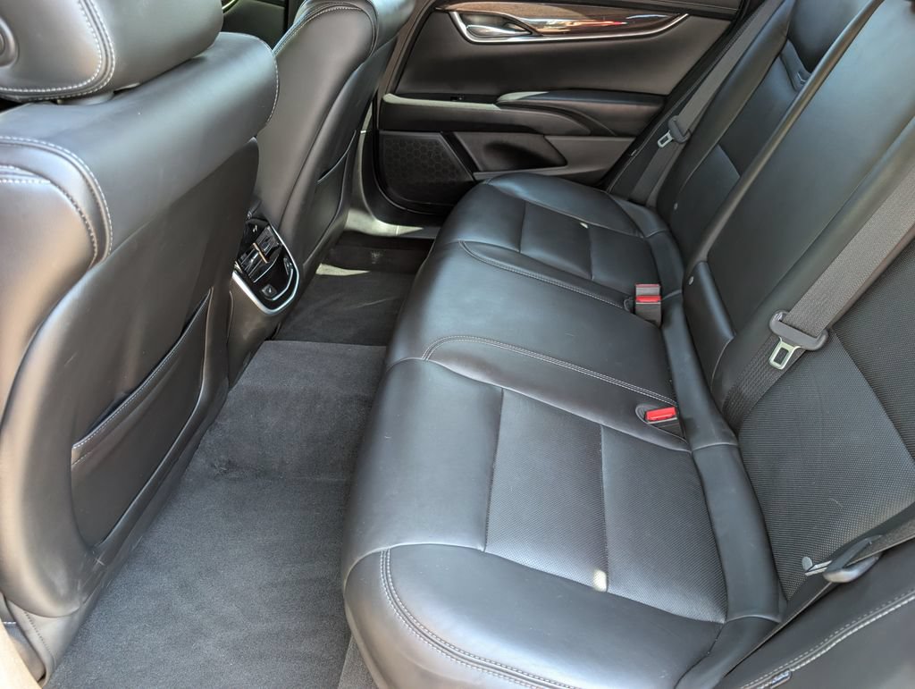 Used 2017 Cadillac XTS Luxury FWD image 16