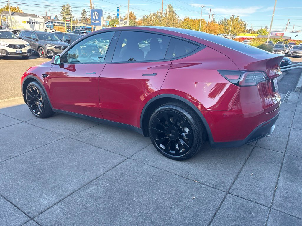 Used 2022 Tesla Model Y Long Range AWD/4WD image 10