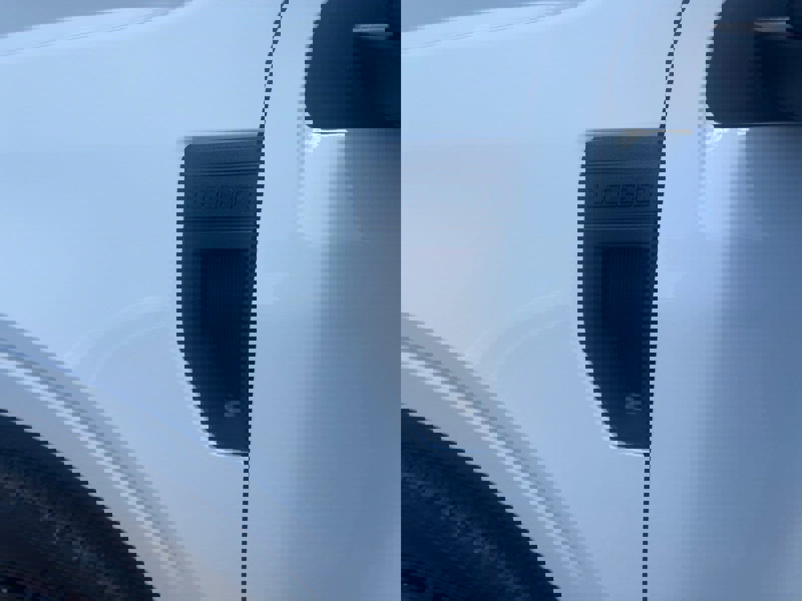New 2025 Ford Maverick Lobo image 18