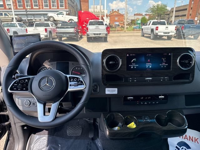 Used 2024 Mercedes-Benz Sprinter 3500 image 12