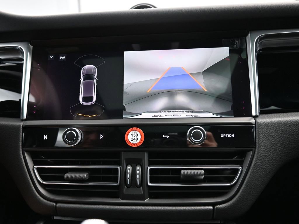 Certified 2026 Porsche Macan S image 9