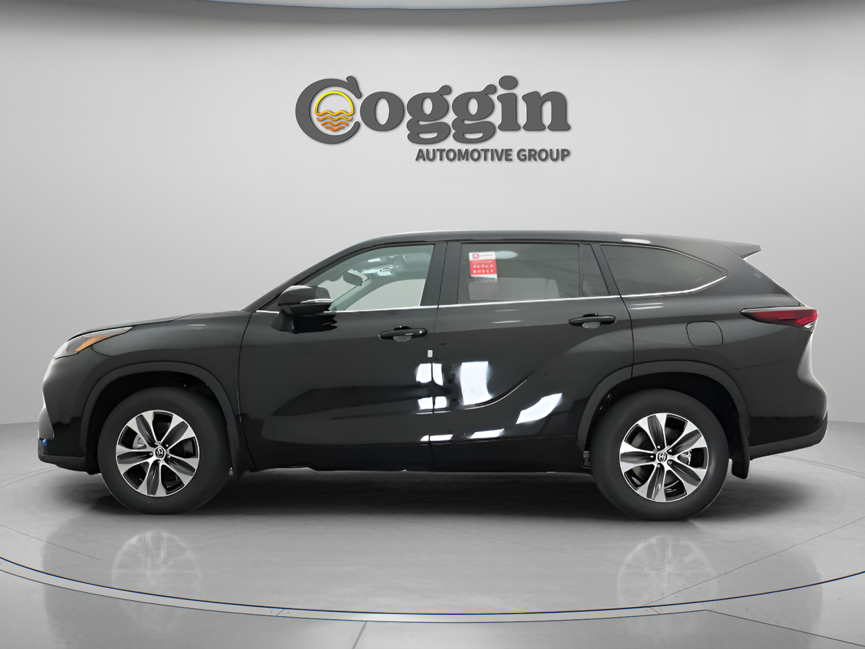 Certified 2026 Toyota Highlander XLE AWD/4WD image 19