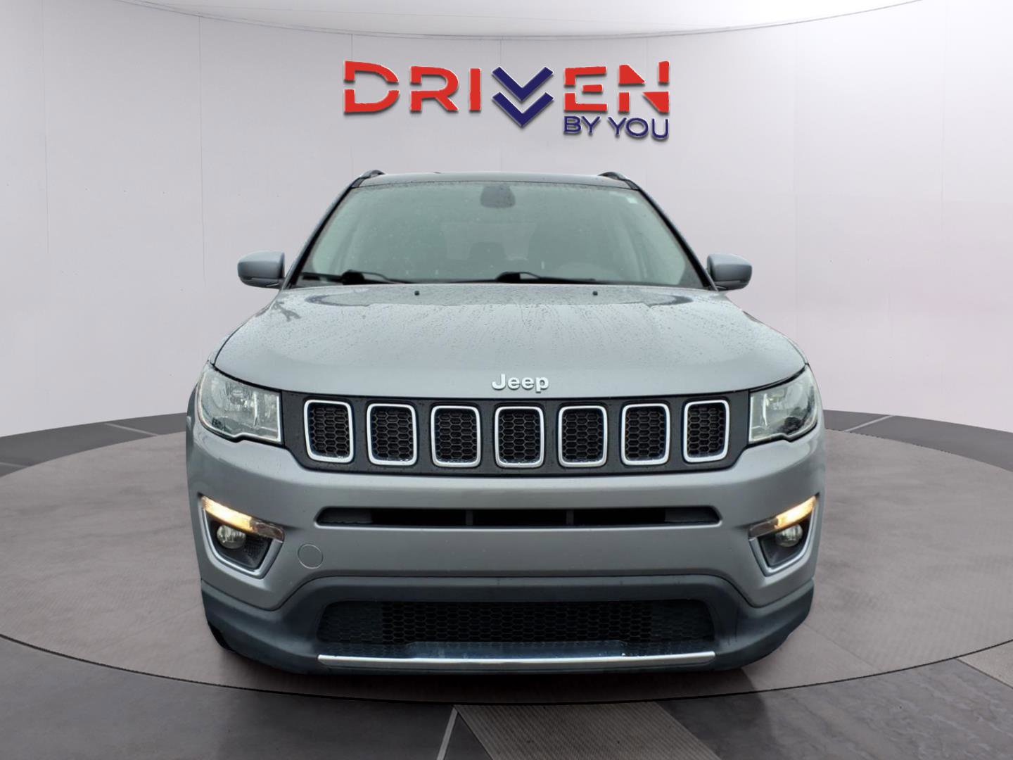 Used 2018 Jeep Compass Limited image 8