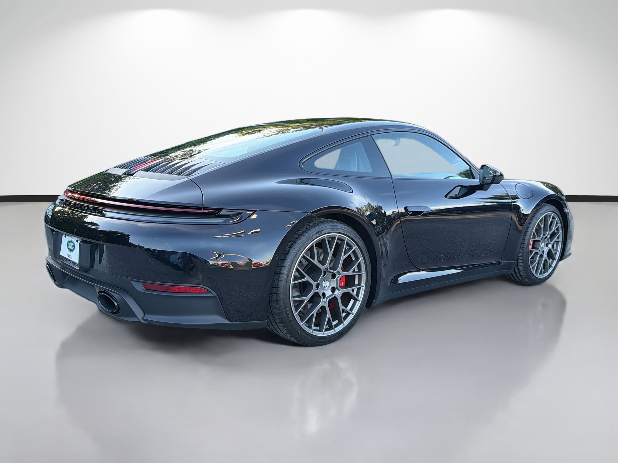 Used 2025 Porsche 911 Carrera S RWD image 5