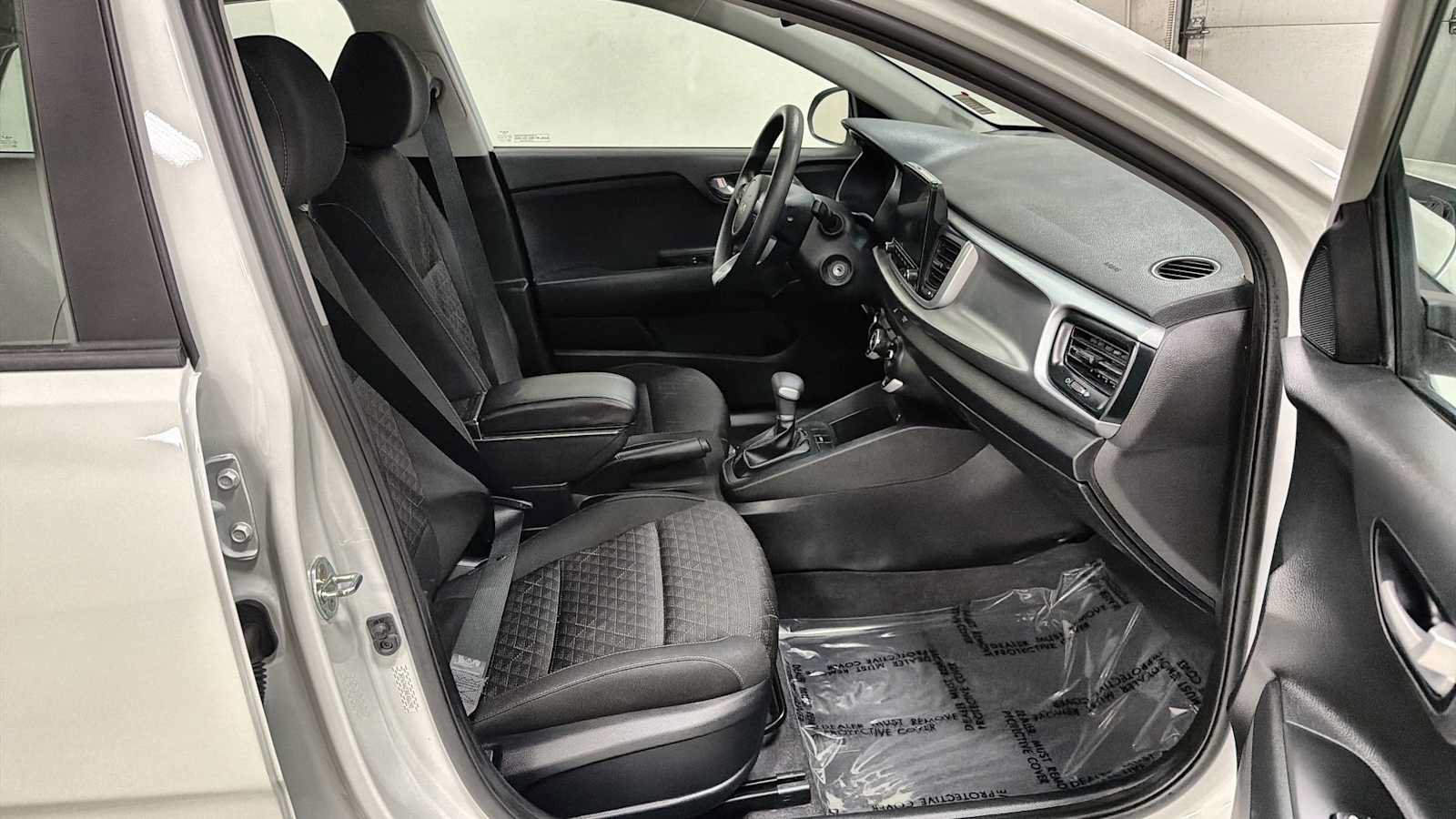 Used 2022 Kia Rio LX image 28