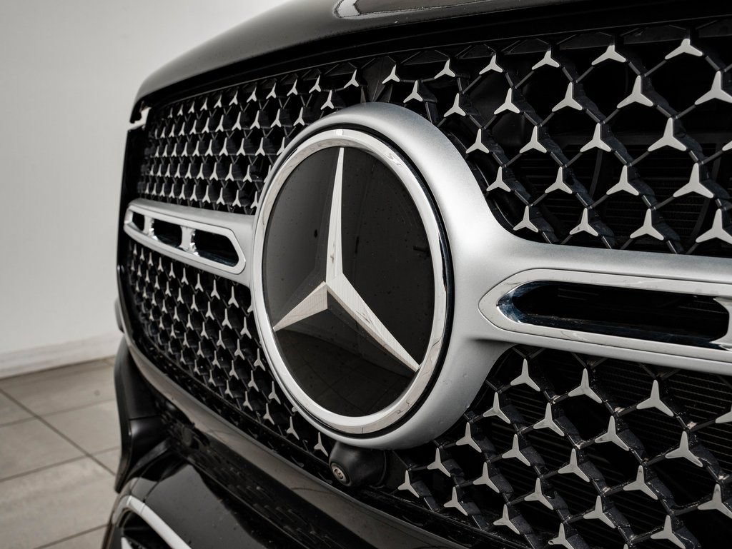 Used 2024 Mercedes-Benz GLE 580 4MATIC image 3