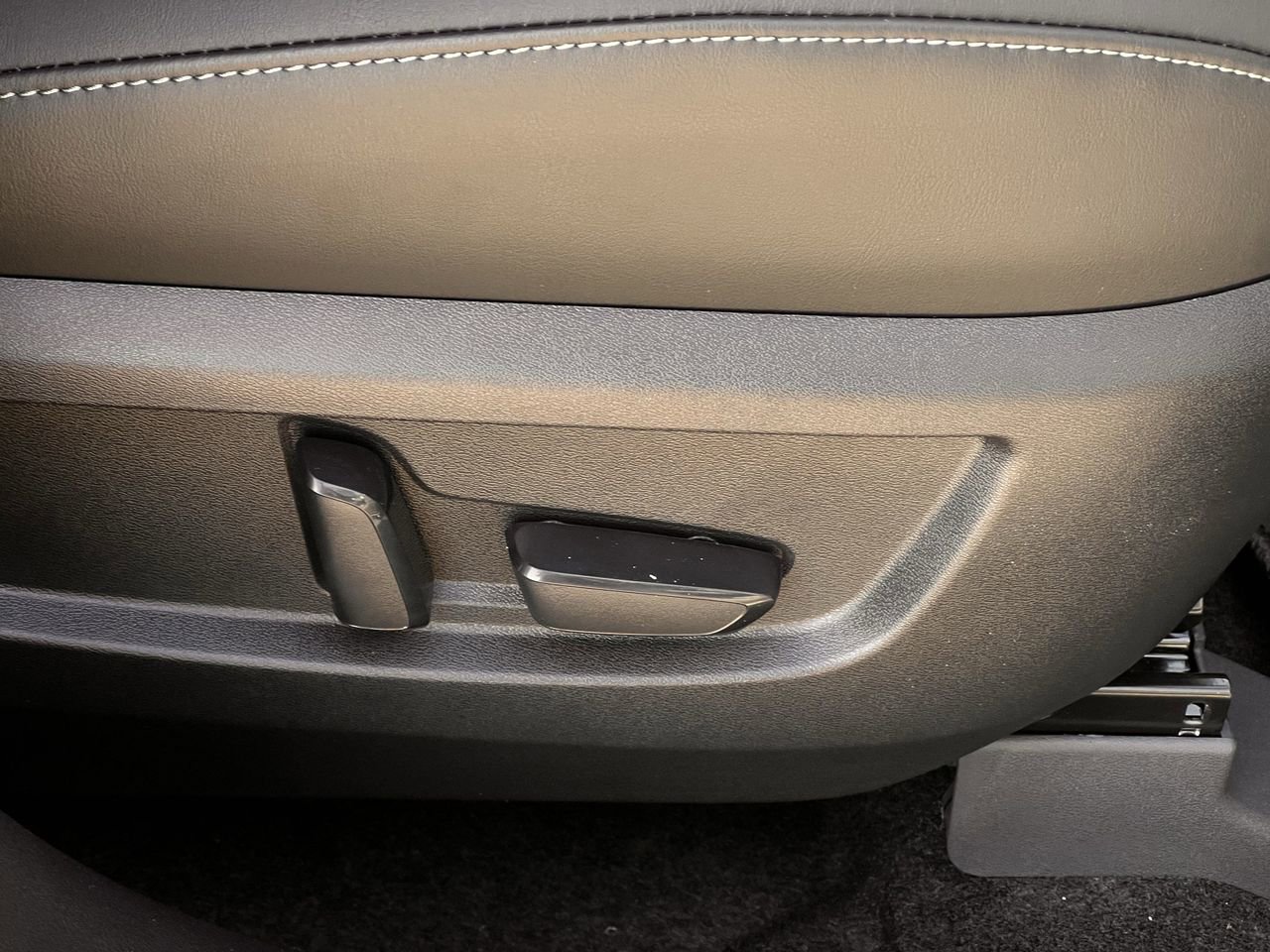 New 2025 INFINITI QX50 Sport image 25