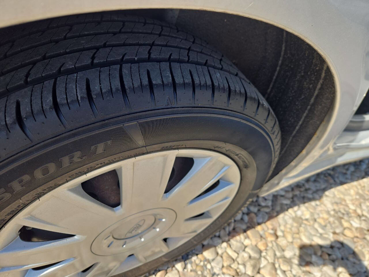 Used 2006 Ford Focus S FWD image 16