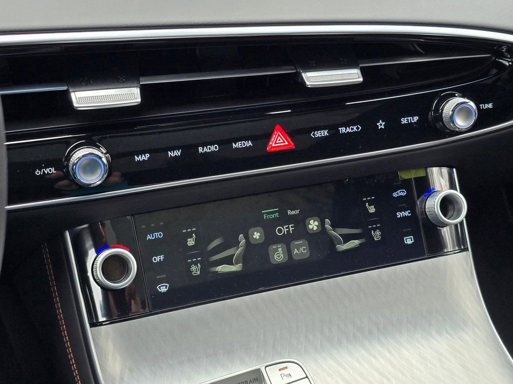 New 2026 Genesis GV70 2.5T Sport Prestige AWD/4WD image 30
