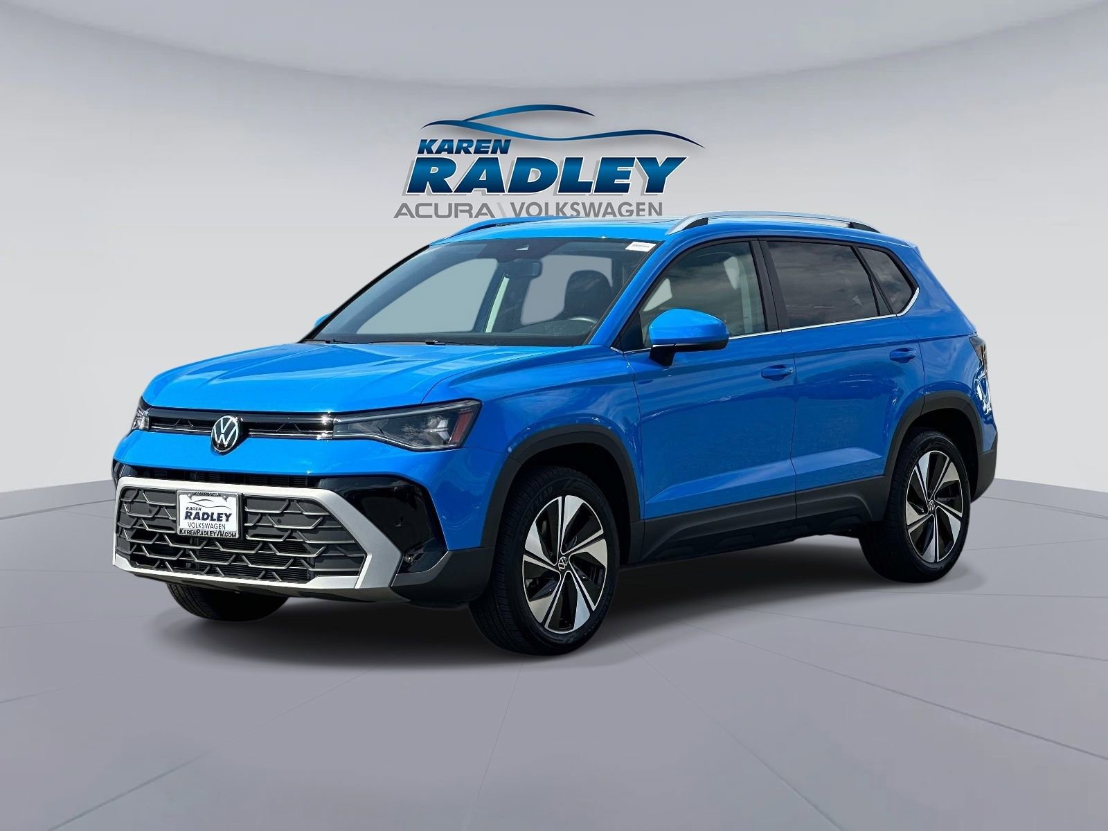Used 2025 Volkswagen Taos SE AWD/4WD image 5