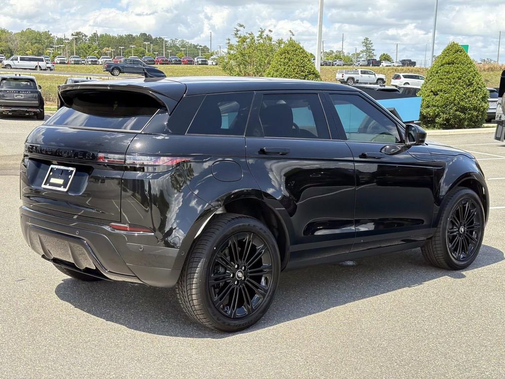 New 2026 Land Rover Range Rover Evoque S image 5