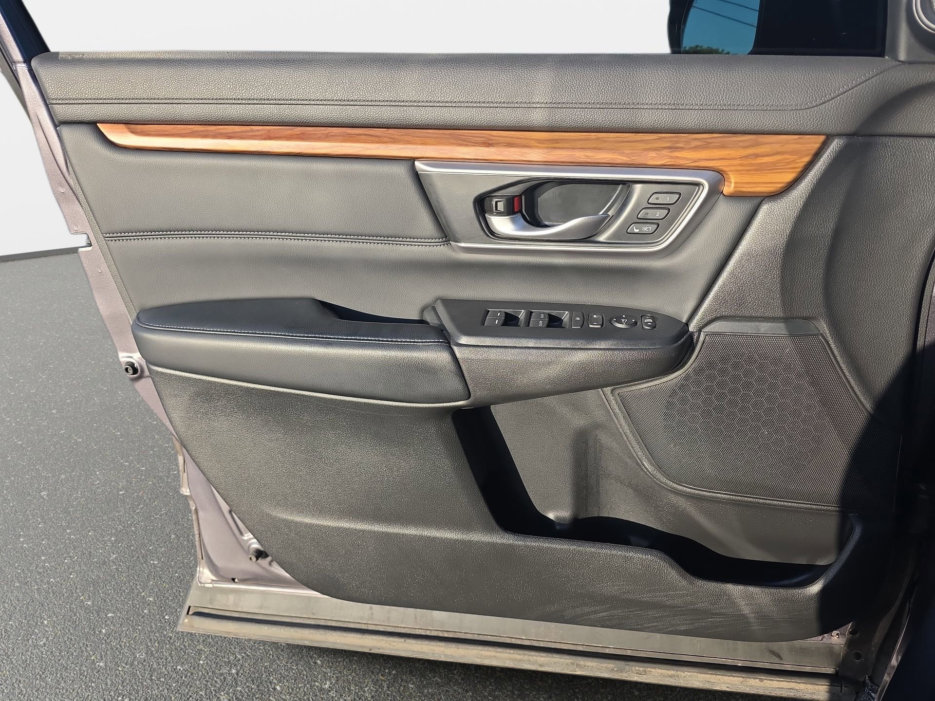 Used 2022 Honda CR-V EX-L image 24