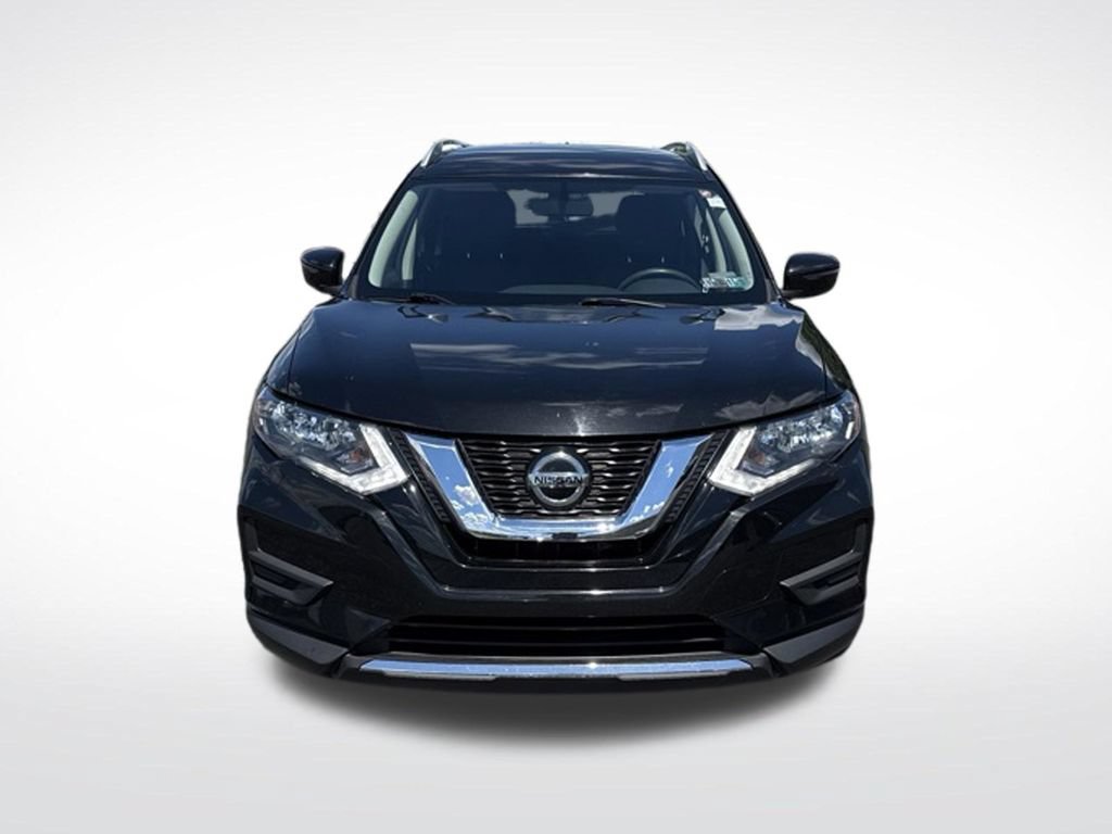 Used 2018 Nissan Rogue SV AWD/4WD image 2