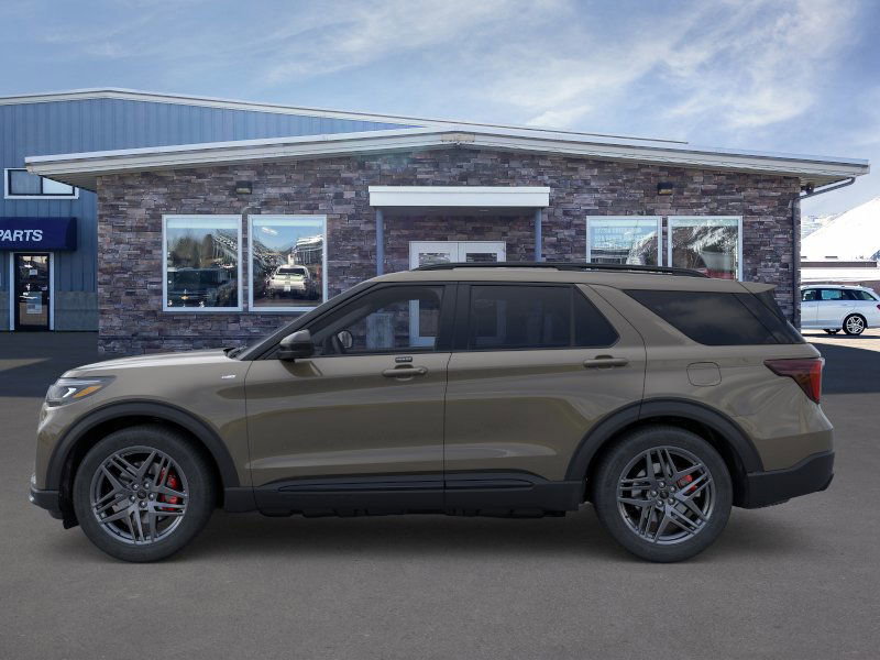 New 2026 Ford Explorer ST-Line w/ ST-Line Street Pack image 3