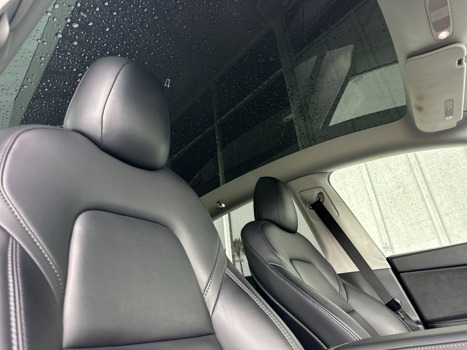 Used 2022 Tesla Model Y Performance AWD/4WD image 16