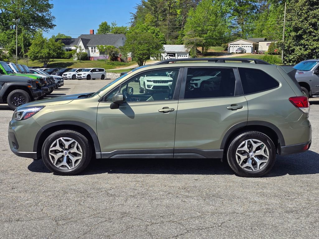 Used 2021 Subaru Forester Premium AWD/4WD image 15