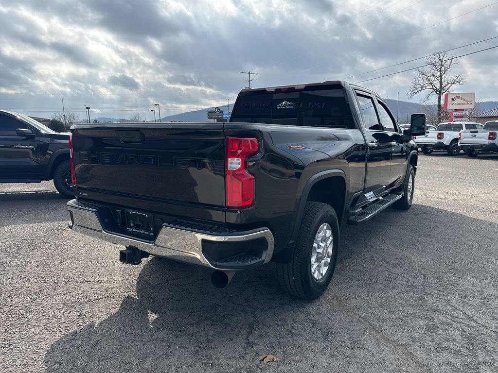 Used 2022 Chevrolet Silverado 2500 LTZ w/ LTZ Plus Package image 4