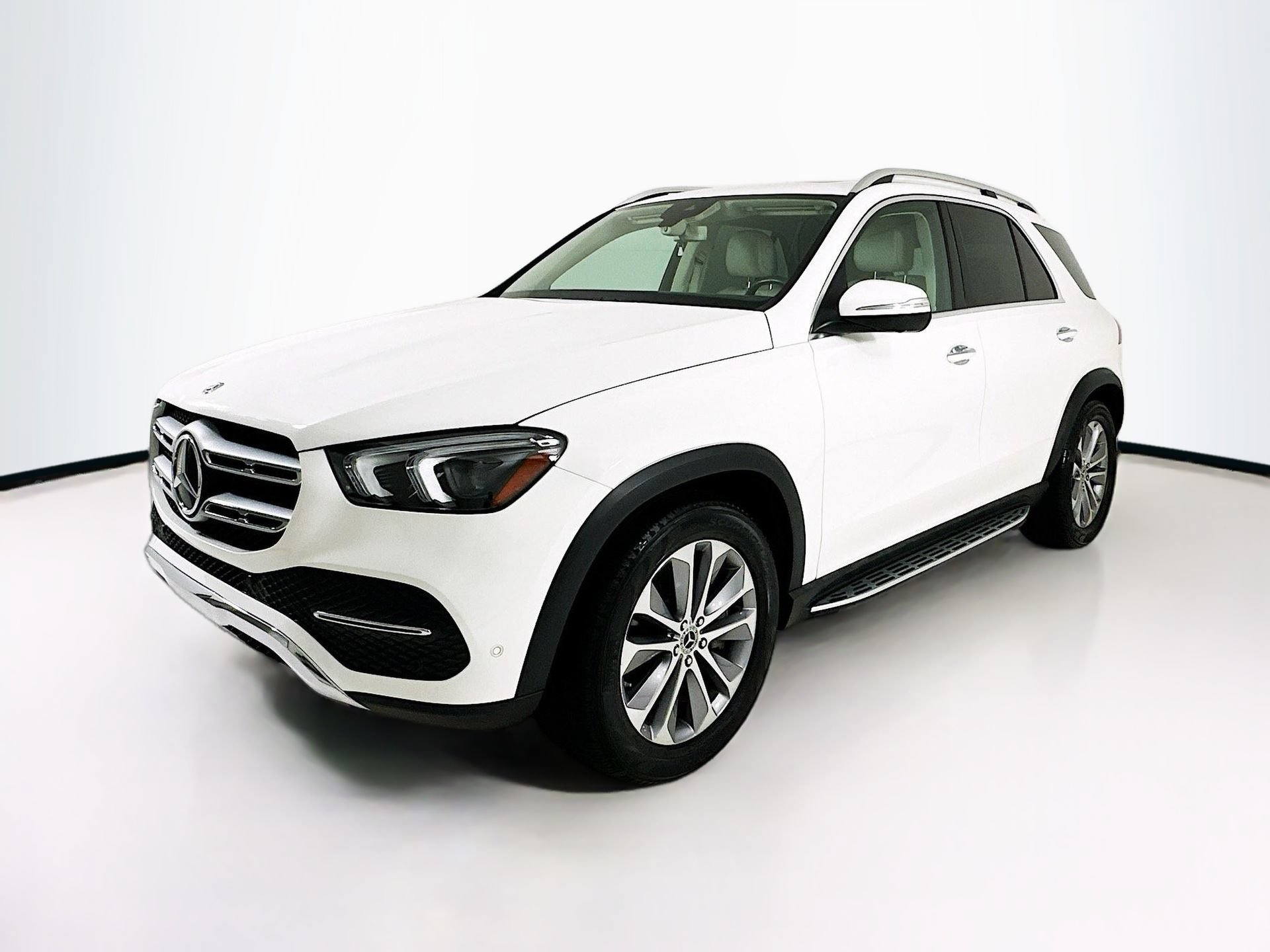 Certified 2020 Mercedes-Benz GLE 450 4MATIC image 3