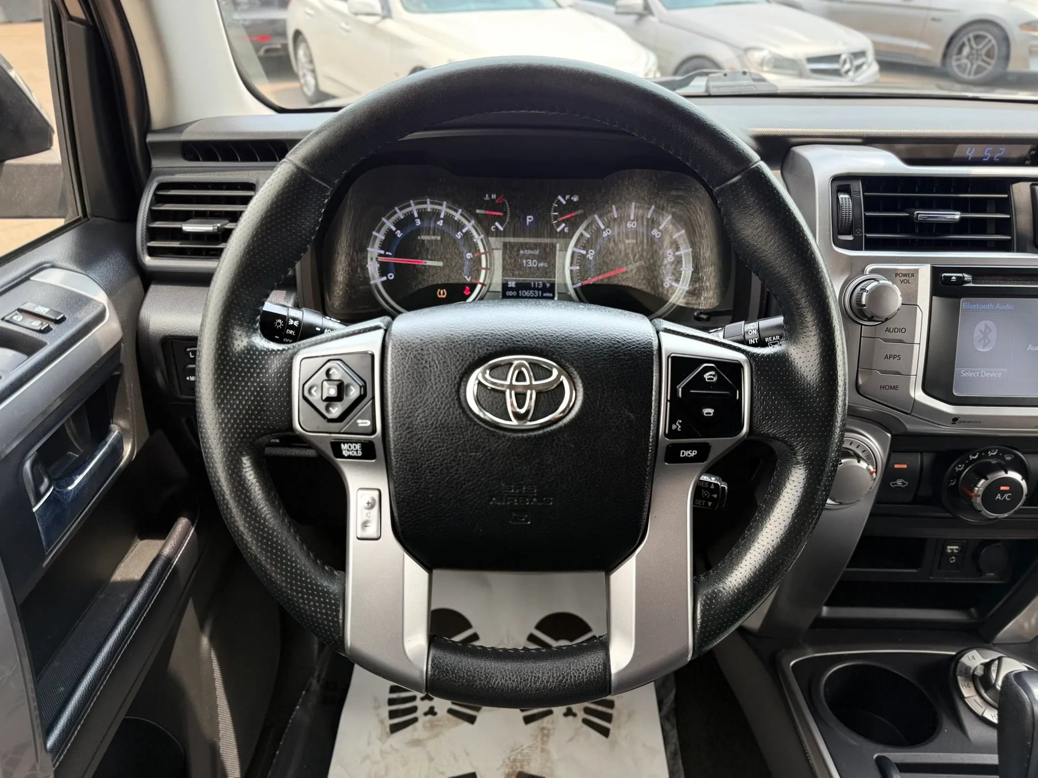Used 2018 Toyota 4Runner SR5 AWD/4WD image 27