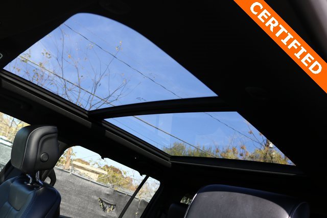 Used 2024 Jeep Wagoneer L Series II w/ Convenience Group I image 9