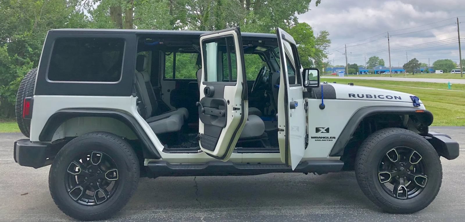 Used 2009 Jeep Wrangler Unlimited X AWD/4WD image 21