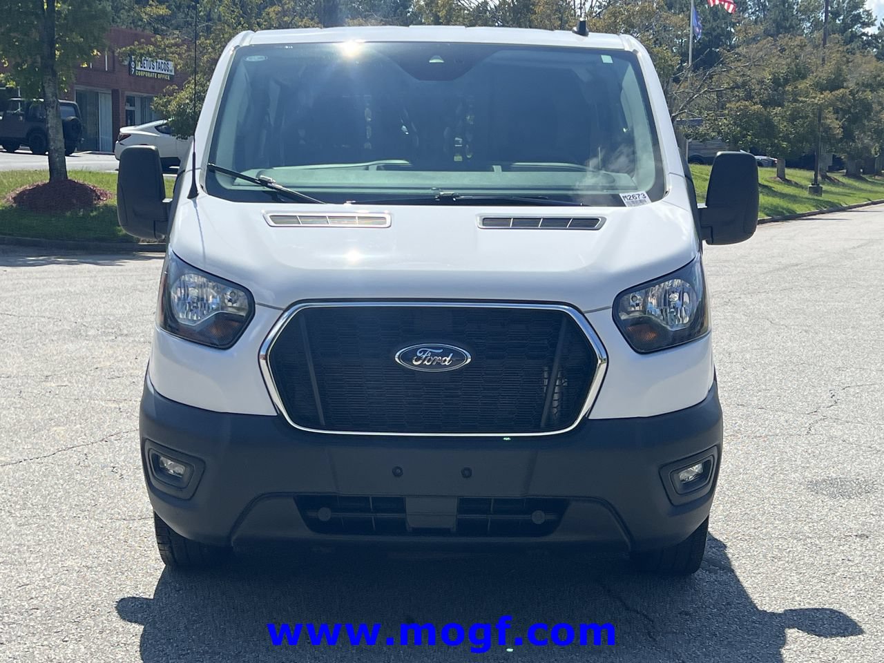 Used 2025 Ford Transit 250 Low Roof w/ Exterior Upgrade Package RWD image 25