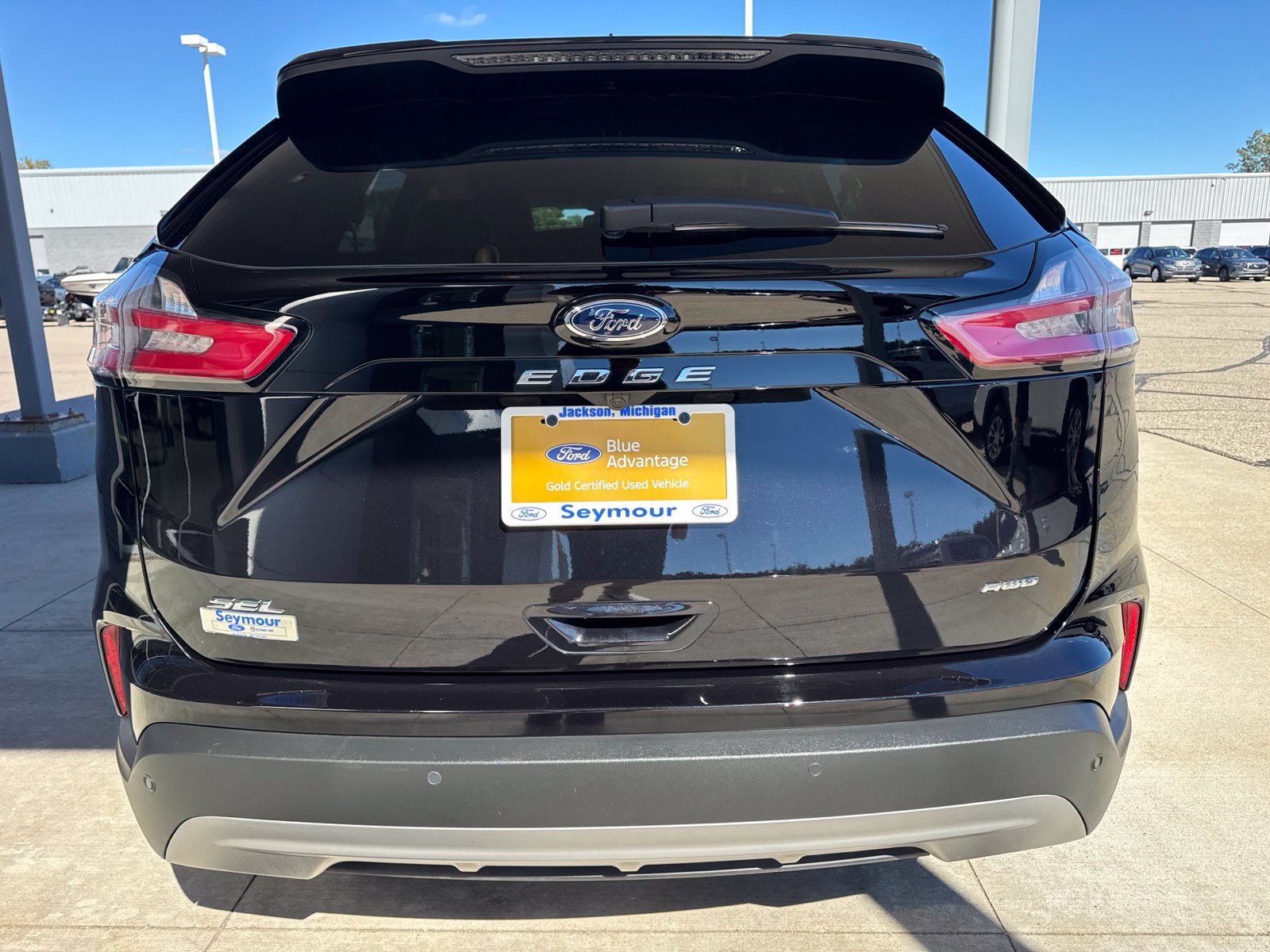 Certified 2024 Ford Edge SEL w/ Convenience Package AWD/4WD image 6