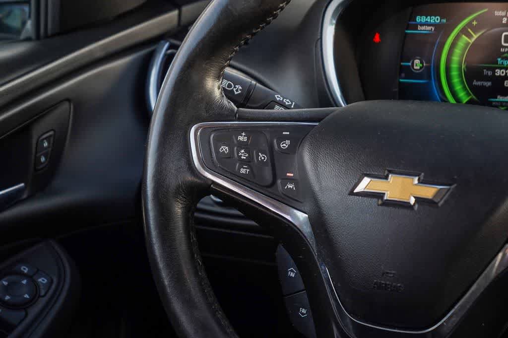 Used 2017 Chevrolet Volt Premier w/ Driver Confidence II Package FWD image 16