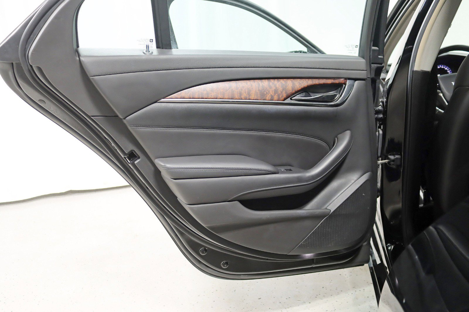 Used 2016 Cadillac CTS Luxury image 33