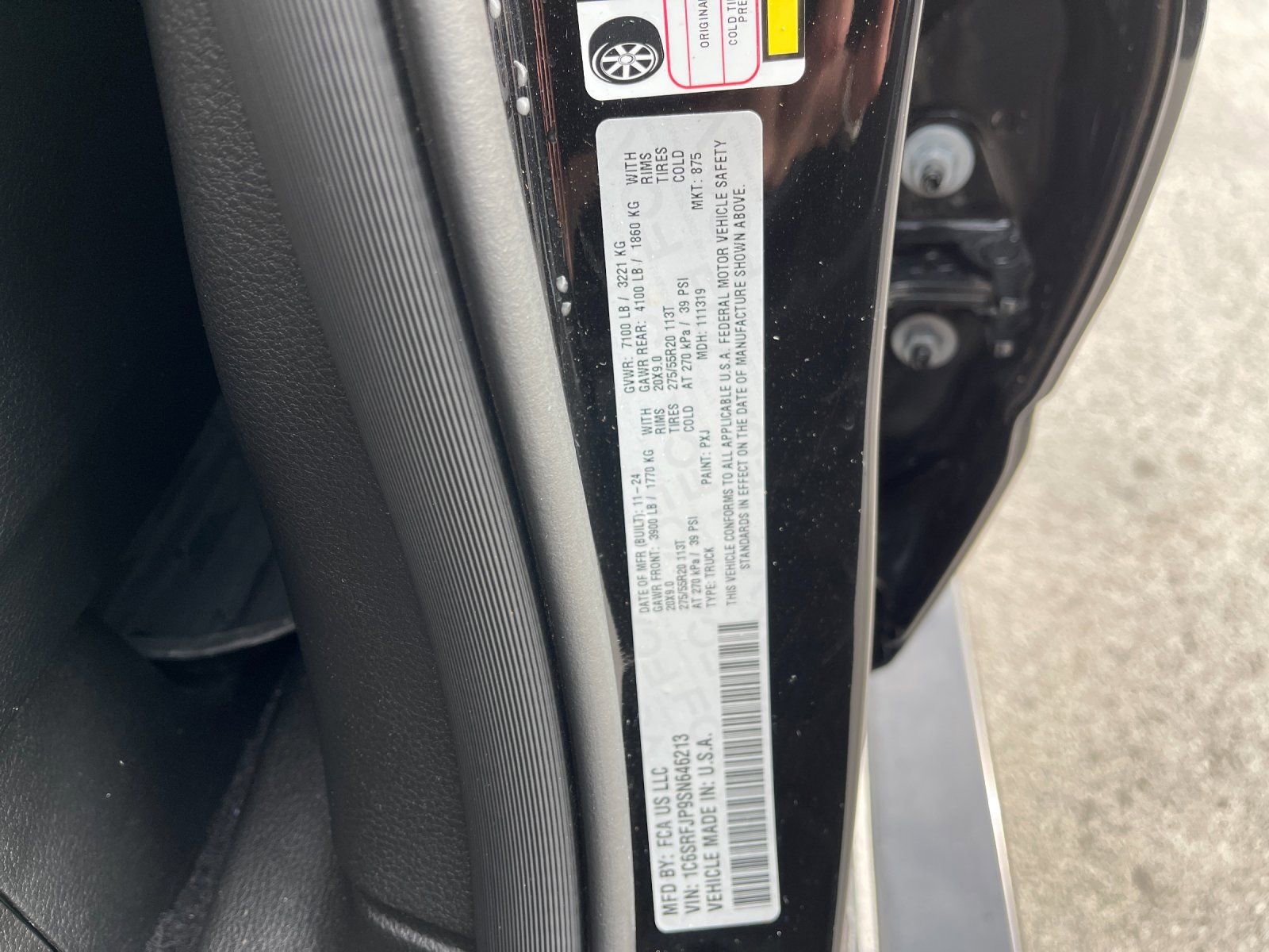 Used 2025 RAM 1500 Laramie w/ Sport Appearance Package image 33