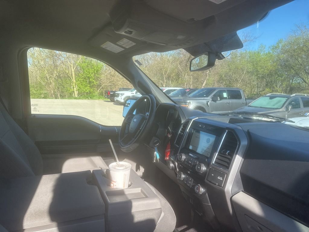 Used 2016 Ford F150 XLT w/ Equipment Group 302A Luxury image 15