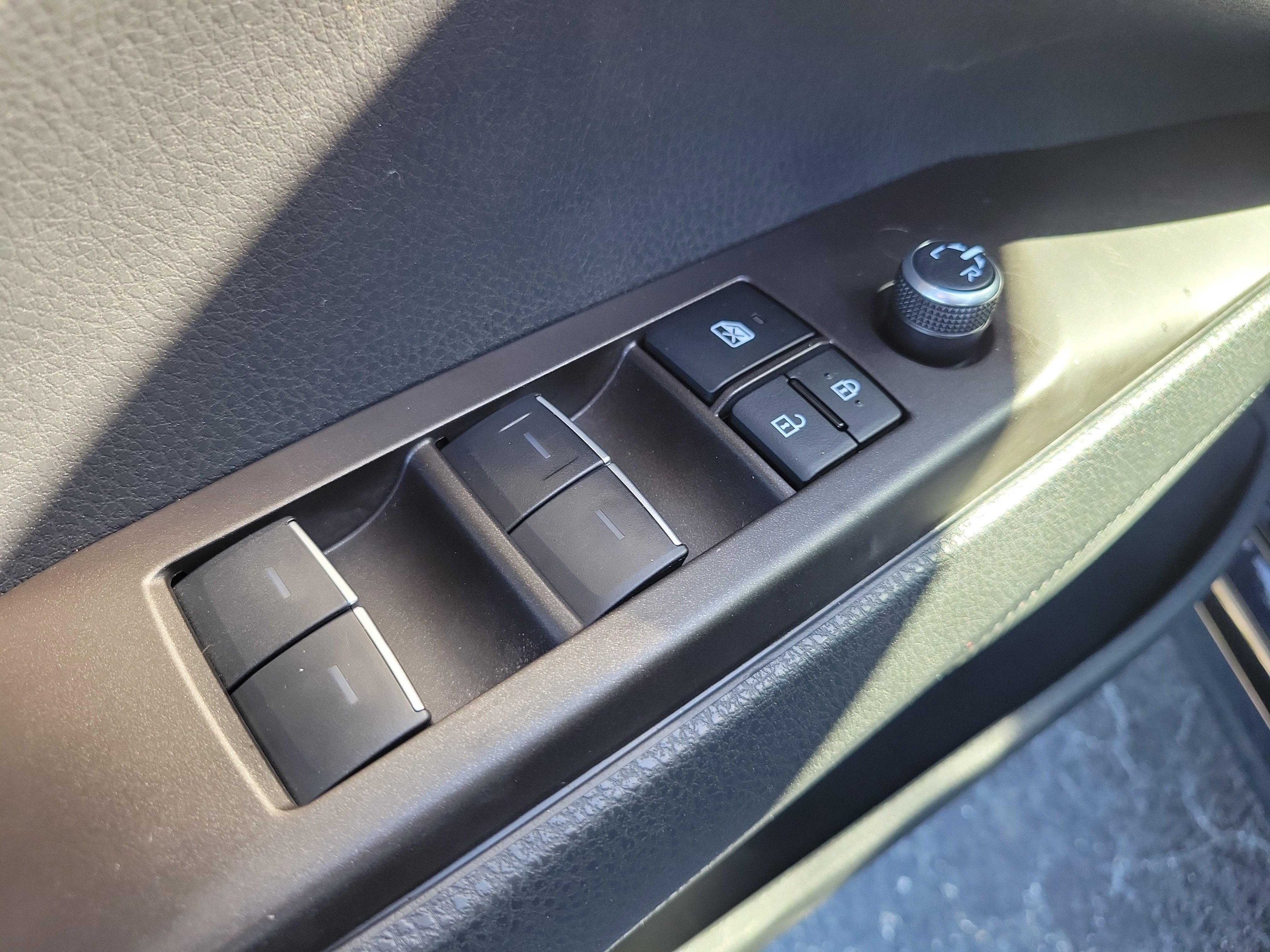 Used 2024 Toyota Camry XSE image 17